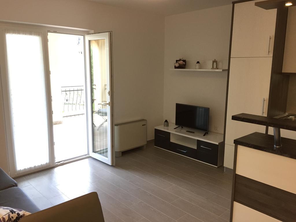 Apartments Sanbrandin Krk Town Δωμάτιο φωτογραφία